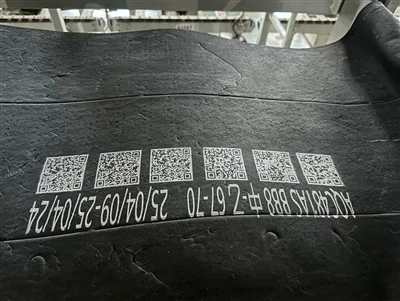 Contoh Pelanggan Terbaru dari Printer OMA A900 PIJ Inkjet untuk Pengkodean Ban